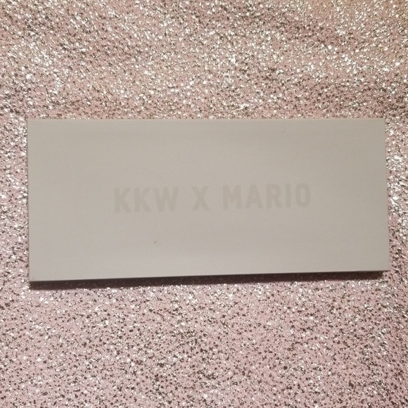 BRAND NEW IN BOX KKW X MARIO PALETTE - Picture 5 of 6